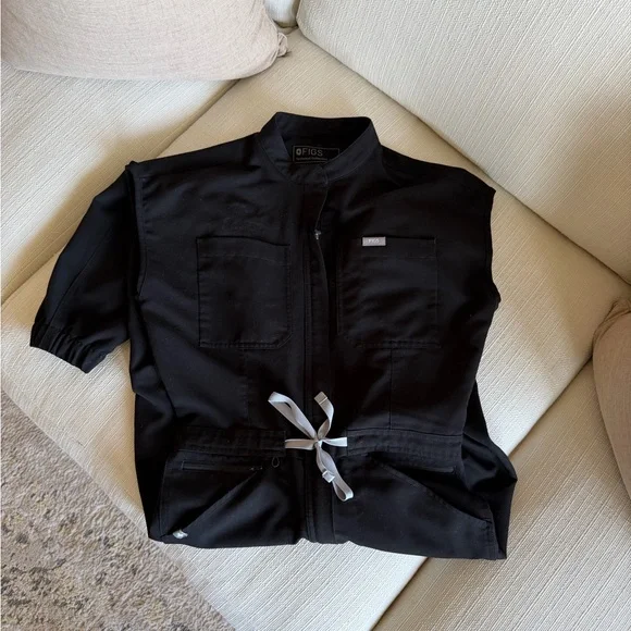 Black Rafaela Figs Cargo ScubJumpsuit XS - Picture 2 of 4